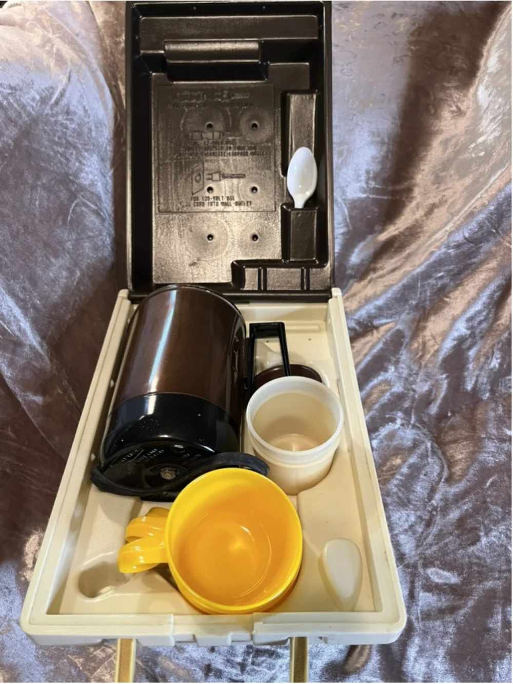 Vintage Montgomery Ward Portable Coffeemaker 6 Cup Percolator 12v-120v WORKS!